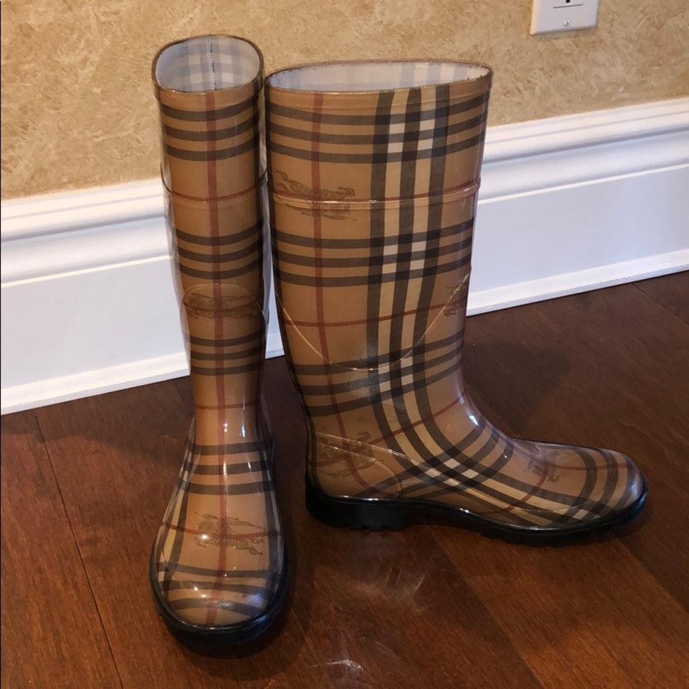 burberry rain boots
